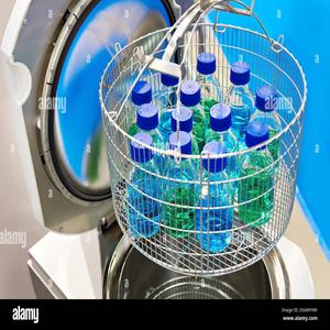 Vertical-laboratory-autoclaves-for-sterilizing-samples-2NAWYM6